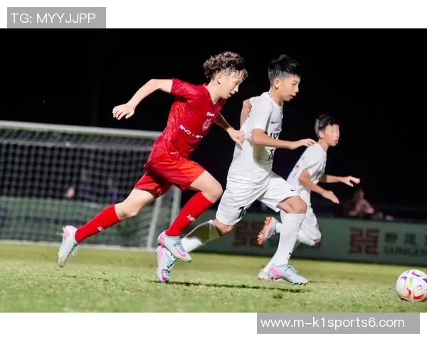 支云足球引领新潮流打造全民健身新模式助力青少年成长与发展 支云足球引领新潮流打造全民健身新模式助力青少年成长与发展