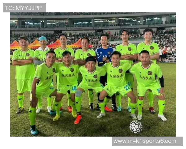 香港明星足球队赛后冲突引发热议球员间争执升级成打斗事件